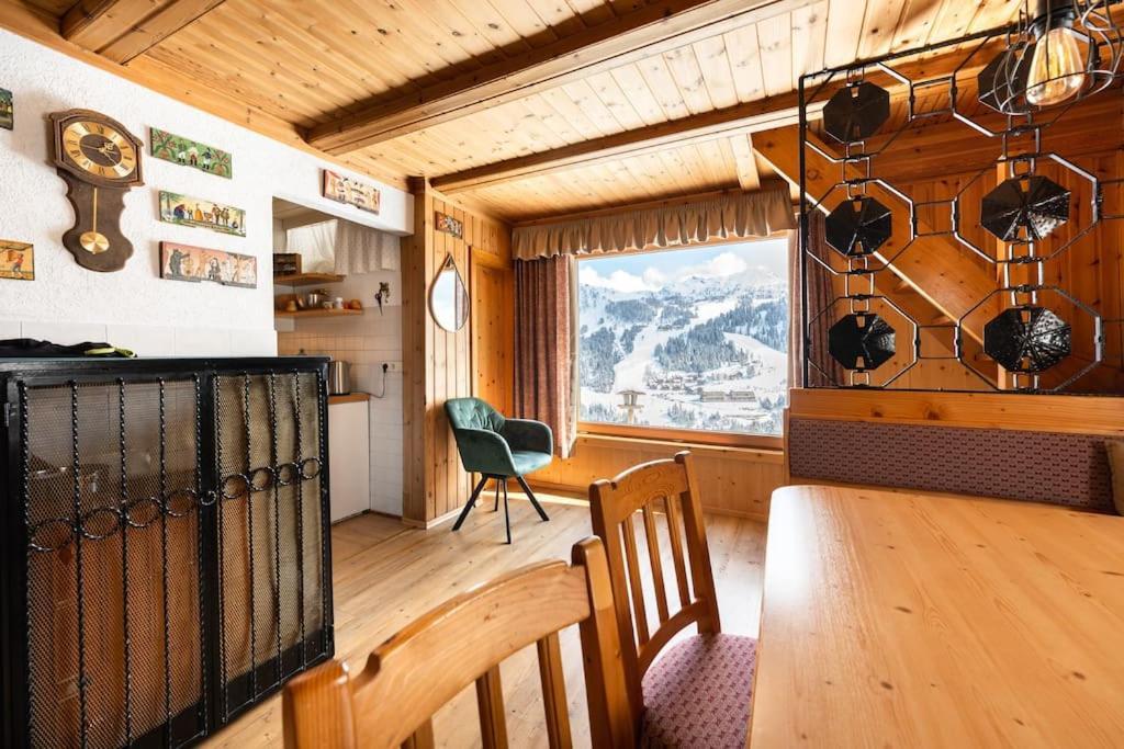 Gemütliche Skihütte an der Piste Sonnenalpe Nassfeld Exterior foto